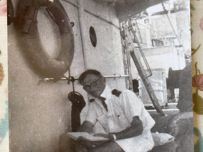 Surg Lt T E Barwell